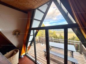 Chalet 6 couchages avec balcon et parking aux Angles - FR-1-295-170