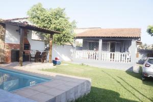 Casa com piscina churrasqueira em caminhos de búzios Cabofrio