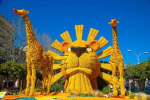 Appartamento Elegante in Villa Storica sul Mare