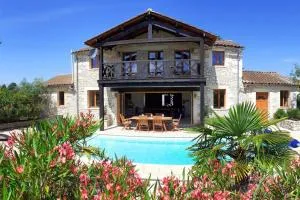 La Chapelle - Private Heated Pool, Village Centre - Loubès-Bernac