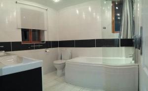 Villas La Chapelle - Private Heated Pool, Village Centre : photos des chambres