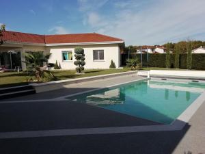 Villas Luxury villa : photos des chambres