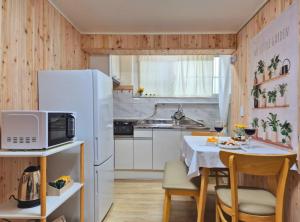 #편백나무 #아지트 #Lucky Oasis #정자재래시장 #스타필드 #수원종합운동장 #커플추천 #낮시간이용가능 #평일할인