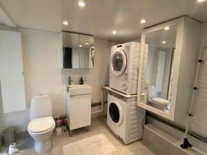 Swedish countryside jacuzzi and pool!