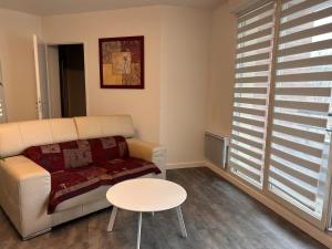 Appartements Appartement T2 dans une residence avec piscine : photos des chambres