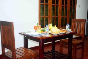 Sparrow house and safari resort