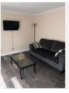 Private Master Queen Room - Bethania Station