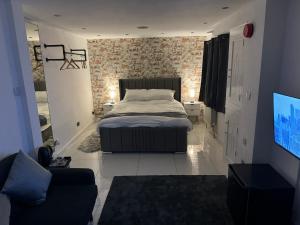 Central Kendal Escape
