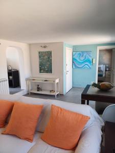 Skyline - Seaview, fifth floor without elevator