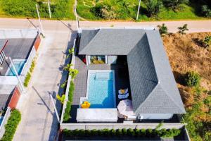 วิวธรรมชาติ วิลล่าอ่าวนางสระว่ายน้ำที่ดีที่สุด Ao Nang Krabi