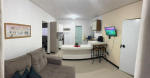 Apt 06 - Condomínio Porto Ville - 800 METROS DA ARENA AXE MÓI