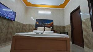 Private 2BHk in a villa with terrace access