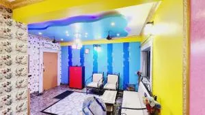 2 Bedrooms Flat with kitchen - kolkata