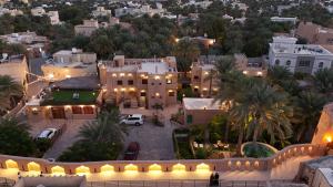 Bustan inn by Alley Escape