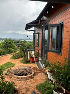 Nhà Trên Đồi Farmstay - Nam Ban