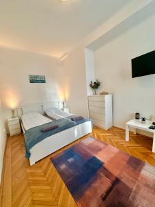 Central Paris Garden