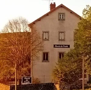 Gîte et Chambres d'hôtes du Musée Ecole - Le Monastier sur Gazeille