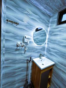 Le GaBe Canyon Eco Houses