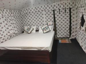 Mok Vyas Camping