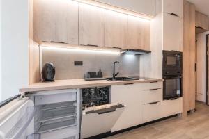 Pool view Apartment Azur Deluxe Resort & Spa