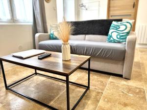 Appartements T2 - Tendance avec place de parking devant la porte d-entree : photos des chambres