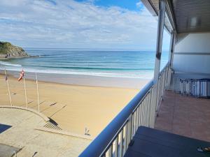 Apto en 1ª linea de playa, Bakio