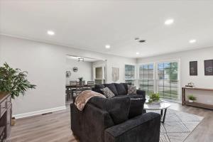 Westchester Retreat King bed