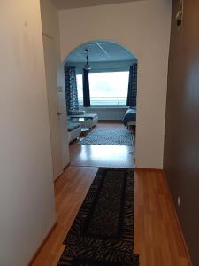 HH Huoneistot kaksio parvekkeella