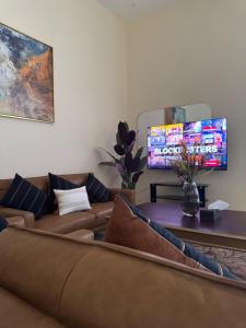 Extraordinary 6BR Villa in Abu Dhabi !