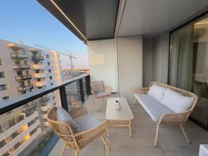 Rivera Apartments in Cortina Pipera - 沃伦塔里