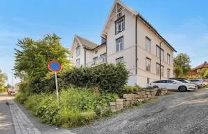 Colorful apartment - Høiset