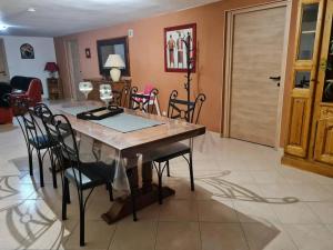 Appartements Appartement spacieux avec piscine partagee a Maurens - 120 m² : photos des chambres