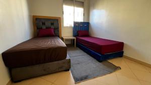 Apartment busway nearshore