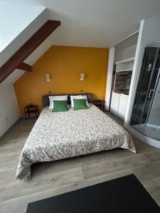 B&B / Chambres d'hotes Aux Bords de la Lizaine : photos des chambres