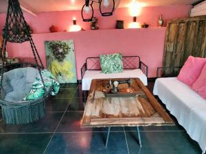 BayKus Guesthouse-Konukevi