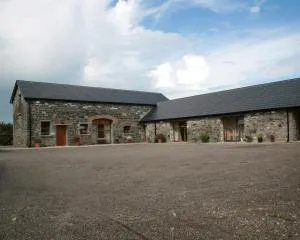 Cowshed - Duffys Ballybin 4-star - Dunshaughlin