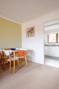 Number 5, Muirfield Court