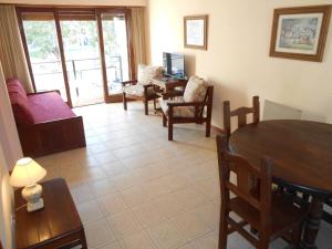 Departamento en Pinamar Centro 2 ambientes con balcón