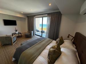 Luxury 5 Bedroom House Pinnacle Point Golf Estate