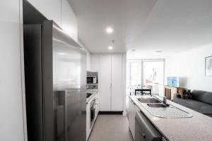 Ideal CBD Brisbane-Spacious 1B