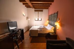 Economy Double or Twin Room room in Hotel Convento Del Giraldo