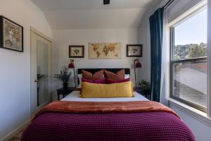 Victorian House-30 mins to Napa & SF, Free Pets!