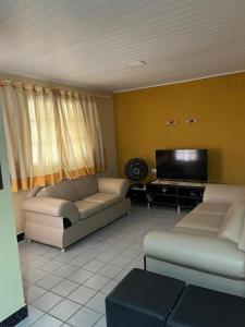 Casa 23 Prive Tropicaliente