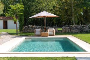 Beautiful restored farmhouse with private pool and gardens