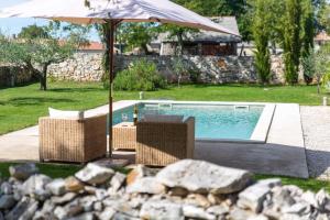 Beautiful restored farmhouse with private pool and gardens