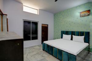 Hotel O LJP Farm House
