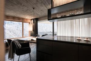 One-Bedroom Apartment with Balcony