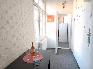 Old Town Studio - Vintage