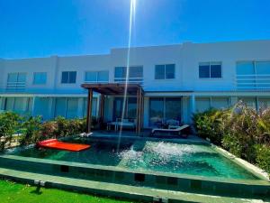 Hermosa casa en Karibana Ctg