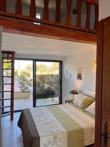 Villas VILLA au calme avec VUE MAGNIFIQUE -entierement climatisee - piscine : photos des chambres